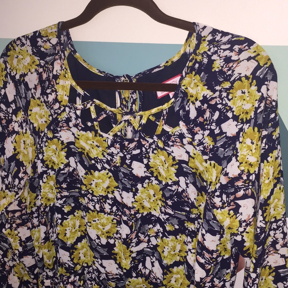 Best Society Floral Pleated Dress - Picture 3 of 6